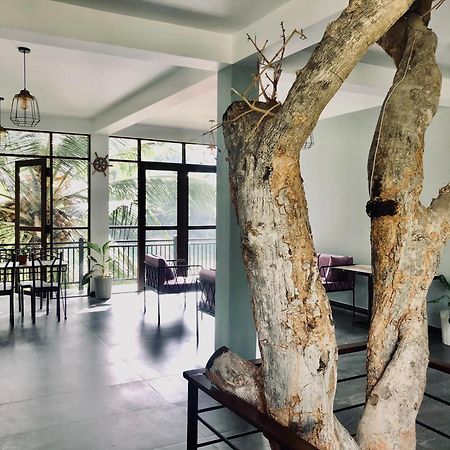 Amanzi Residence Канди Екстериор снимка